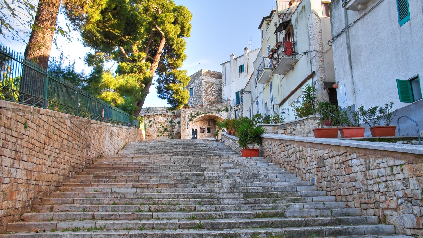 Chiacchierino di Conversano, il pizzo pugliese dal sapore retrò 
