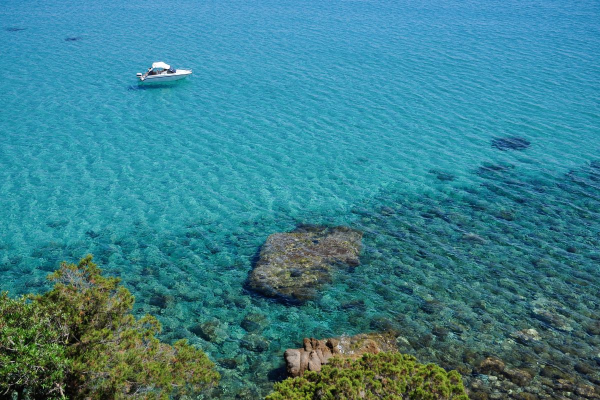Spiaggia di Porto Giunco in Sardegna