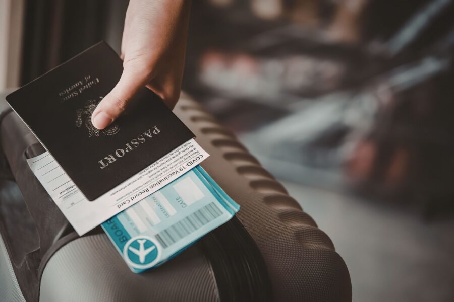 Passaporto 2026: come ottenerlo in 7 giorni con la nuova procedura: la rivoluzione digitale che ha cancellato le code in Questura