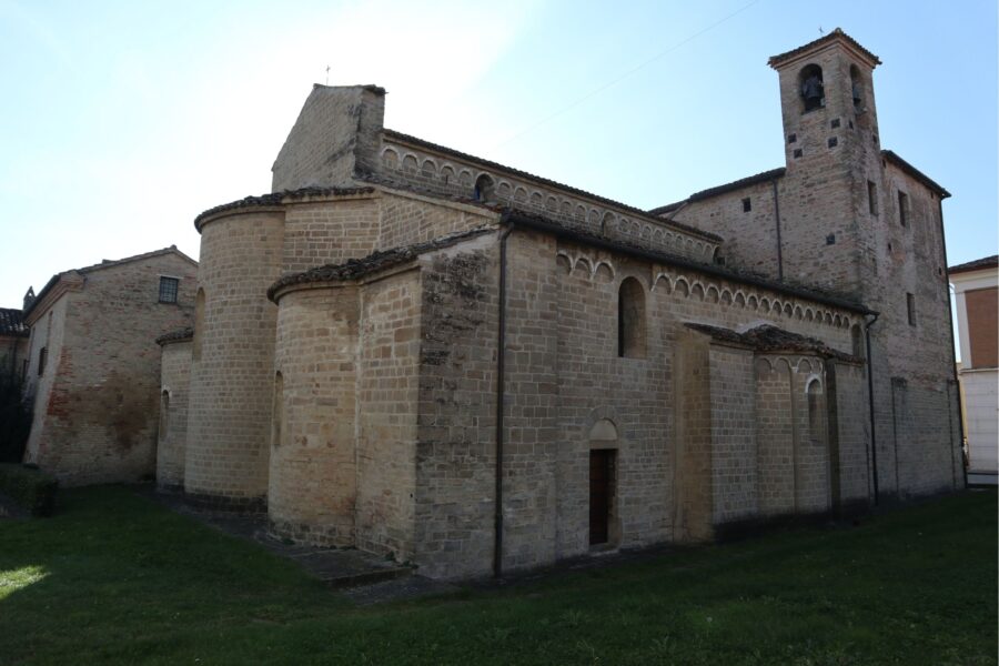 L’abbazia benedettina di Santa Maria di Moie, il tesoro segreto delle Marche