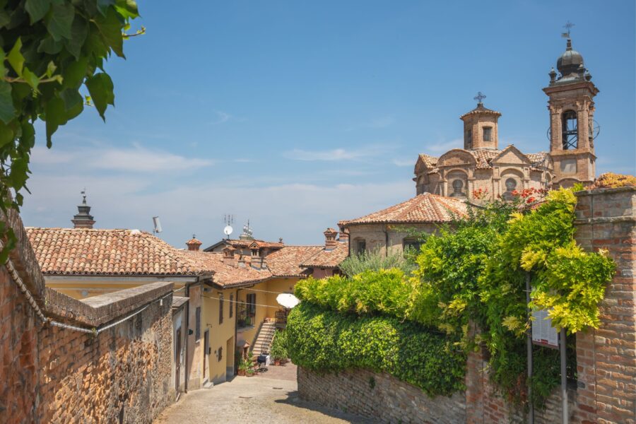 Altro che Alba: in questo borgo segreto tra i vigneti piemontesi puoi mangiare tartufo e bere grandi vini spendendo la metà