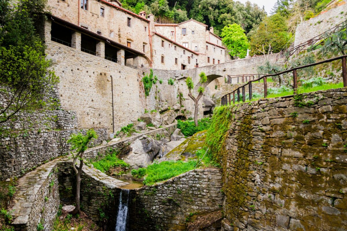A pochi chilometri da Cortona ci sono 5 tra i posti più belli da visitare in Toscana